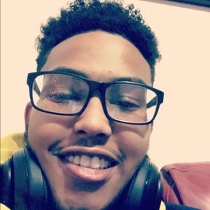 Meet your Posher, Charles